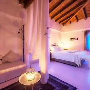 https://jakamar-butik-otel.aegeanhotels.net